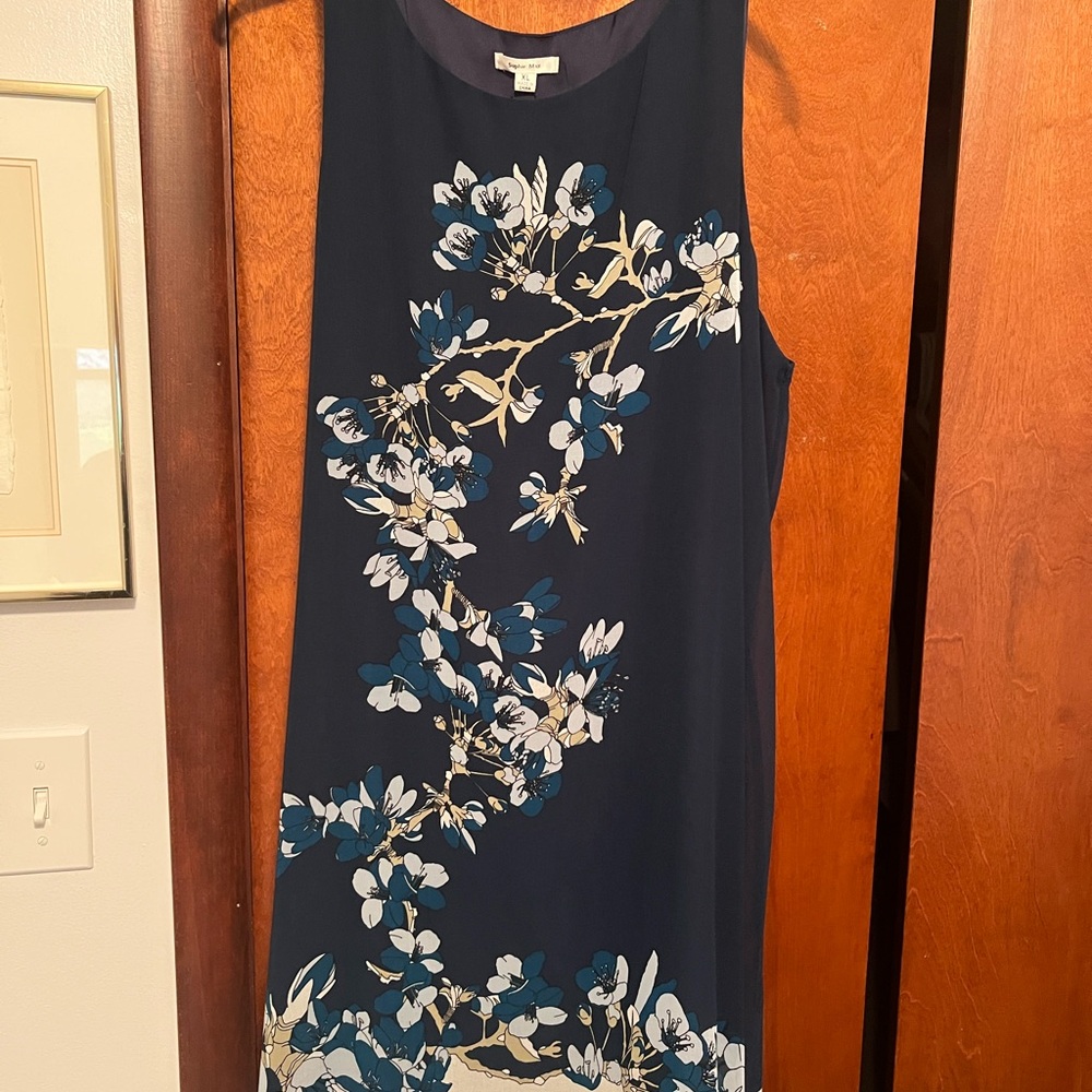 Floral Sleeveless Dress - Navy and White